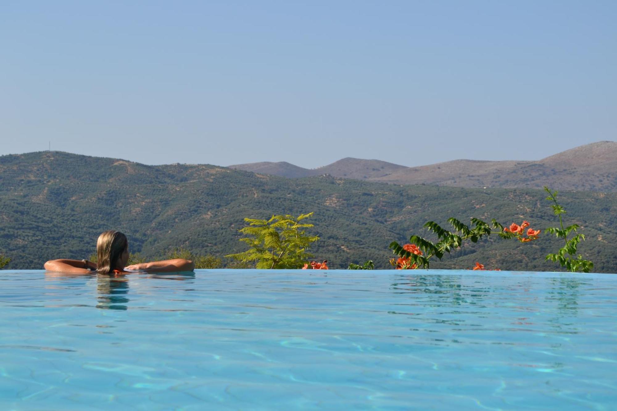 Country Hotel Velani Avdou Exterior photo